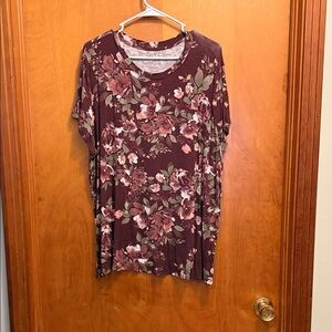 Maurices Burgundy Floral Short Sleeve Top